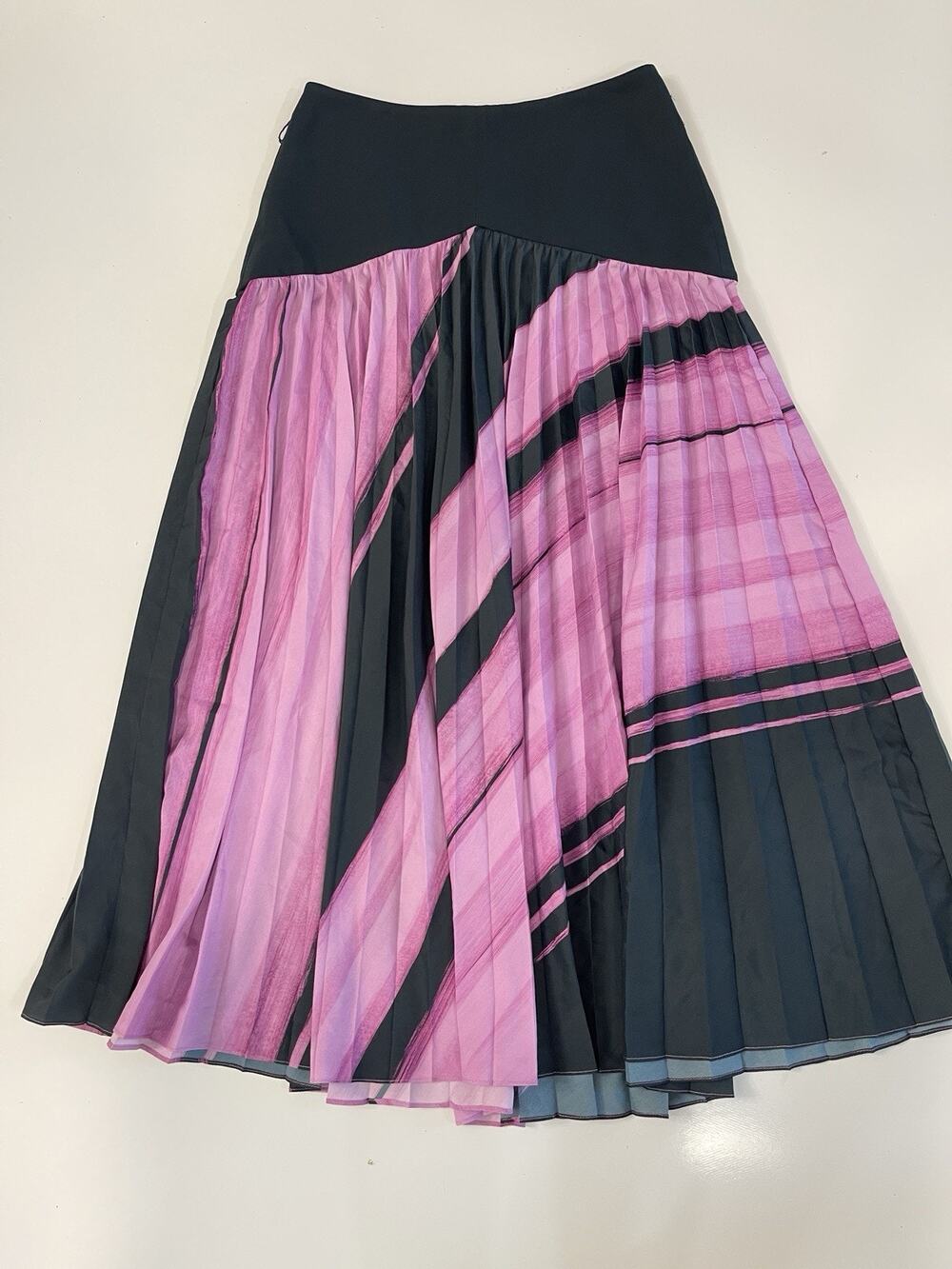 LEHHO pleaded Skirt Size M GF